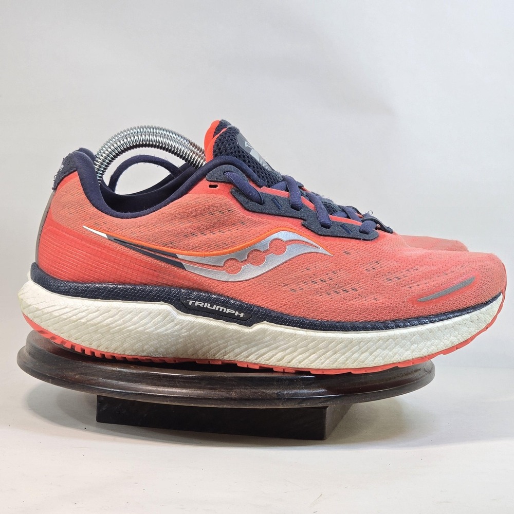 Saucony Triumph 18 Shoes Womens Size 10 Running Athletic Sneakers S10678-16